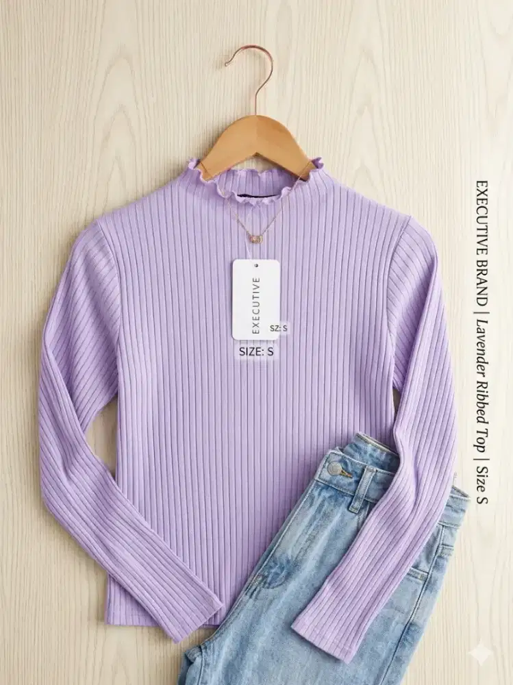 Kaos turtle neck ungu (S) baru