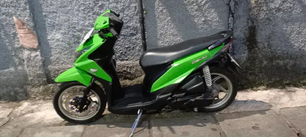 Di jual motor beat 2013