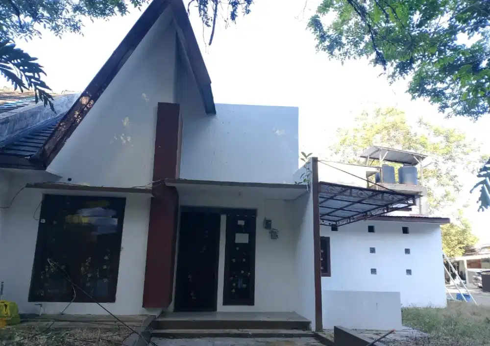 RUMAH HOOK LAHAN LUAS SIAP HUNI WIKA MAHOGANI