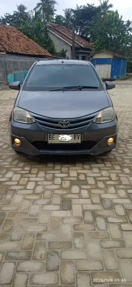 Toyota Etios Valco tipe G 2014 original
