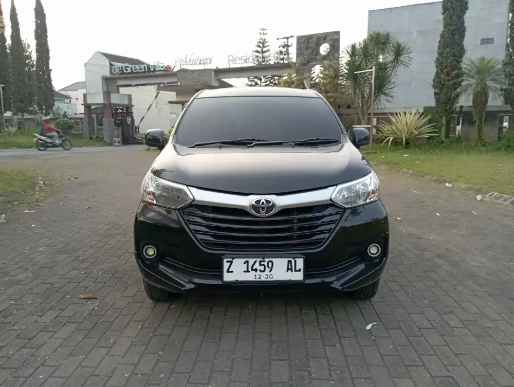 toyota grand avanza e 1.3 manual tahun 2015