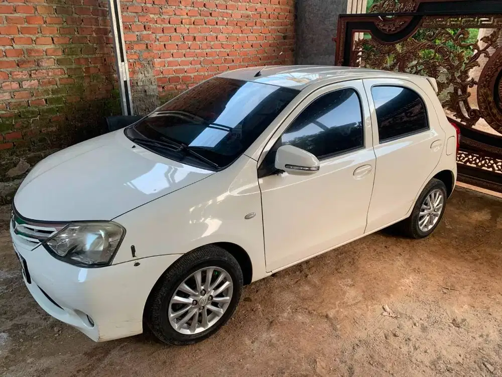Etios Valco 2014