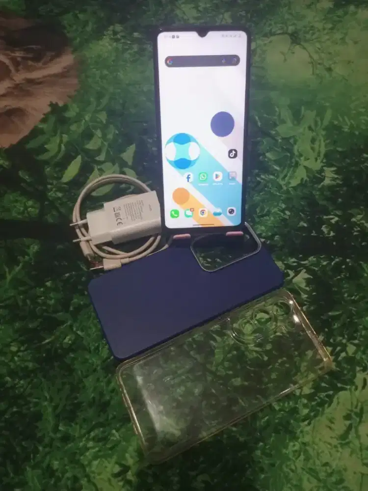 Vivo y04s 4+4/128