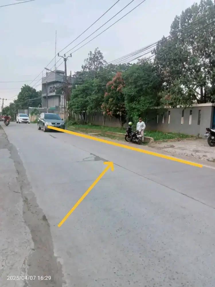 Di jual tanah area cisauk pingir jalan raya