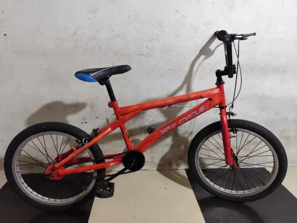 Sepeda bmx ukuran 20 siap pakai