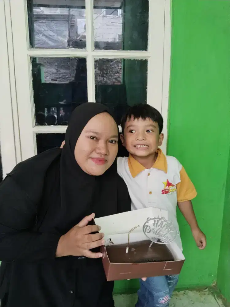 Pencari loker pembantu / momong anak