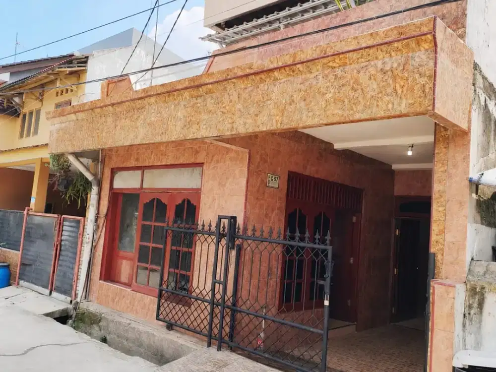 Dijual rumah 3 lantai (BU) di Perumahan Margahayu Jaya, Bekasi Timur