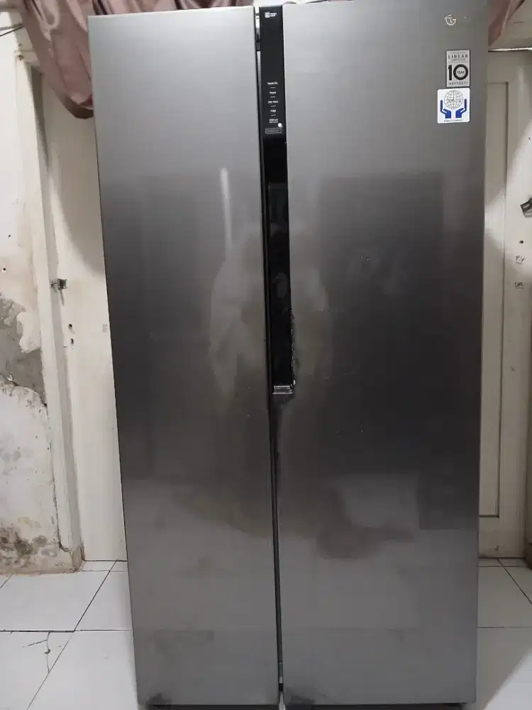 dijual kulkas side by side 2pintu merk  LG normal