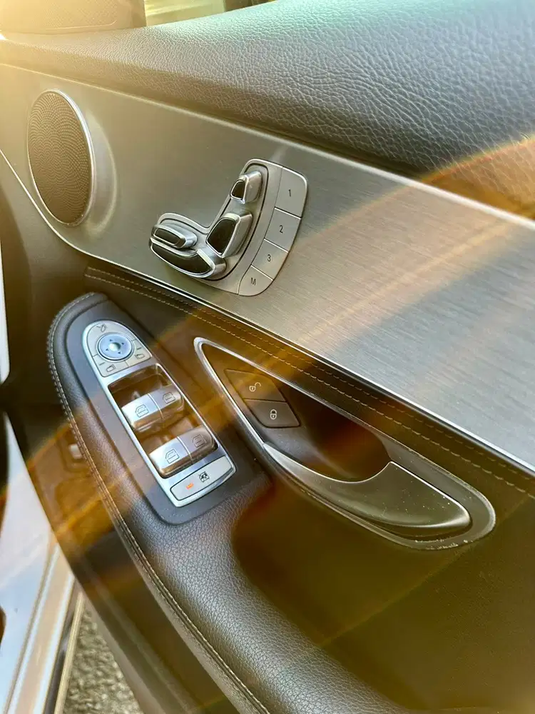 Mercedes-Benz C200 2014 Bensin