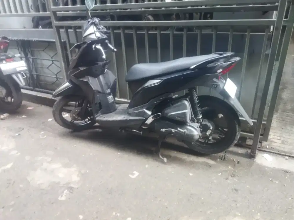 Beat sporty cw esp 2019 hitam