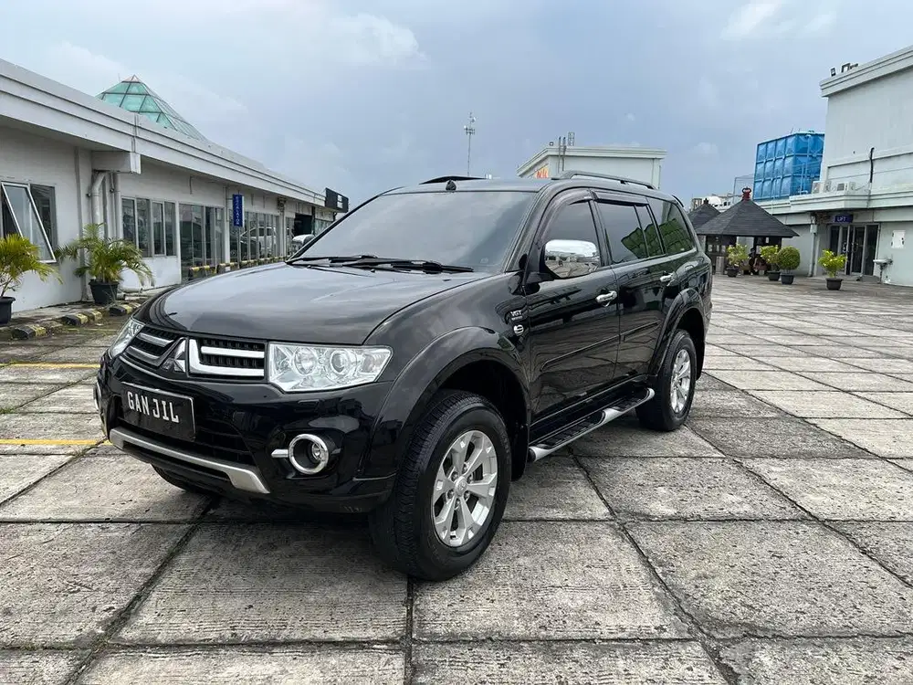 mitsubishi pajero dakar sport solar 2.5 at 2014 exceed sunroof