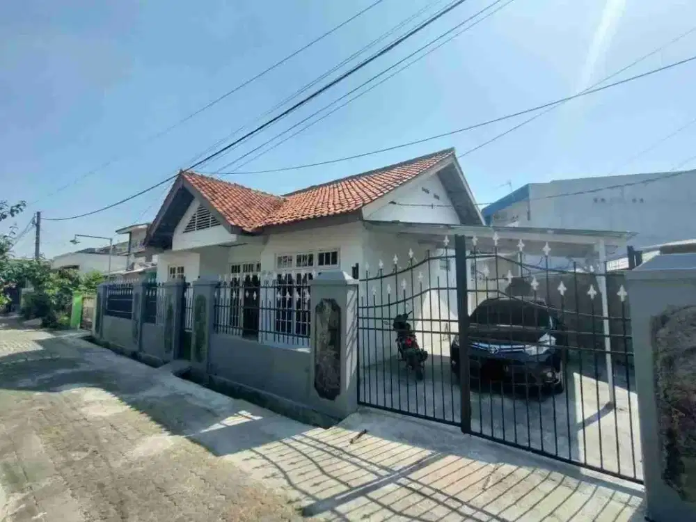 Rumah Strategis di Perumnas 3 Aren Jaya Bekasi