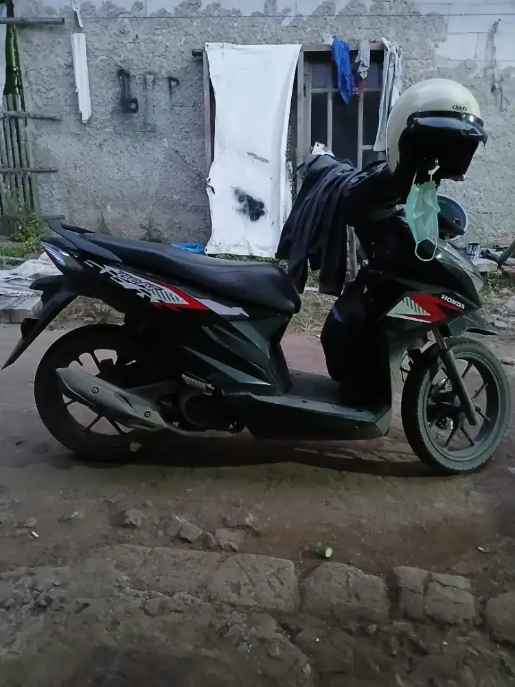 Di jual motor honda beat thn 2024