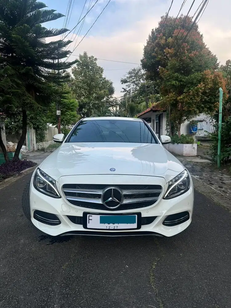 Mercedes-Benz C200 2014 Bensin