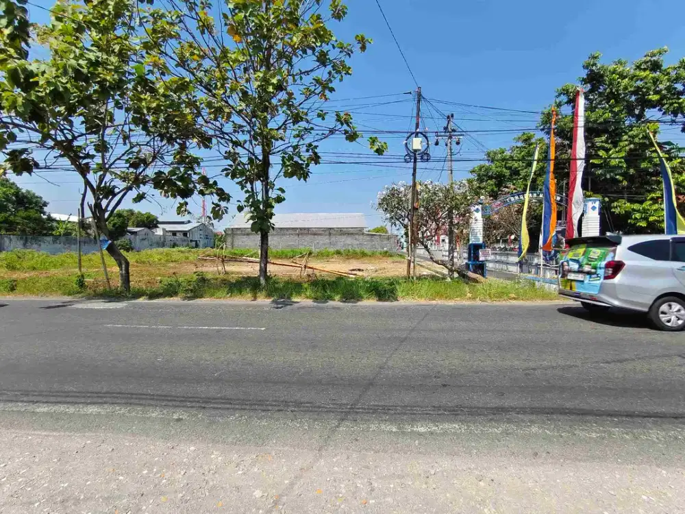 tanah 2 muka tepi jalan adi sumarmo colomadu