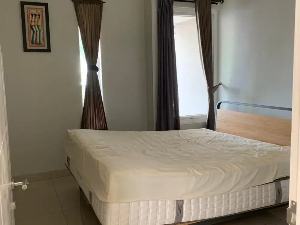 Dijual Rumah Nyaman di Citra Grand Cibubur, Lebar 10