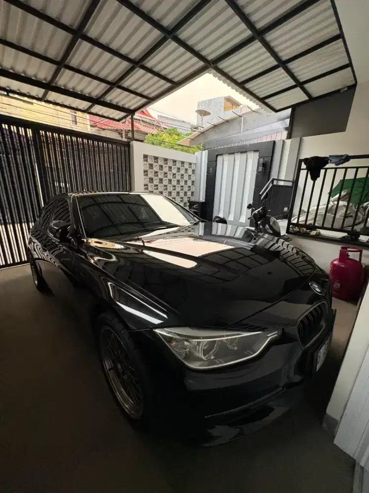 [CASH] BMW 320i F30 2016 / Nik 2015 LCI MODIF C200