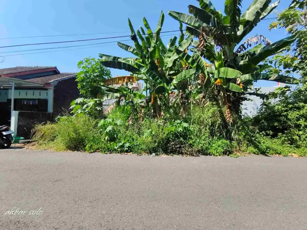 dijual cepat tanah dekat kampus atmi dan ums solo