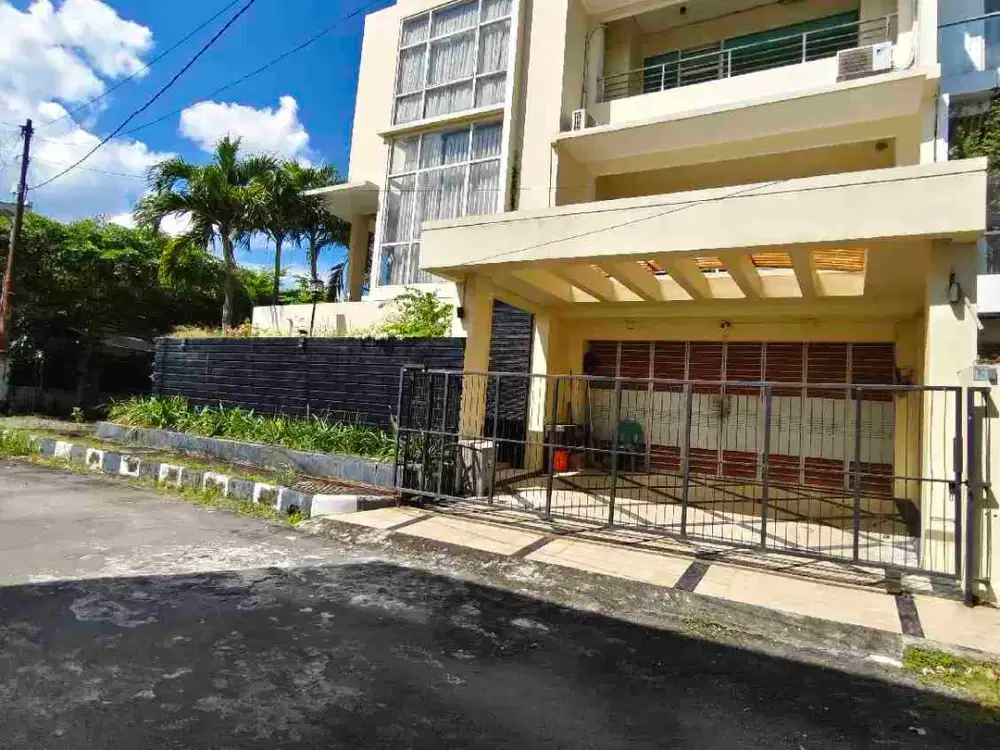 dijual cepat rumah karangasem laweyan solo