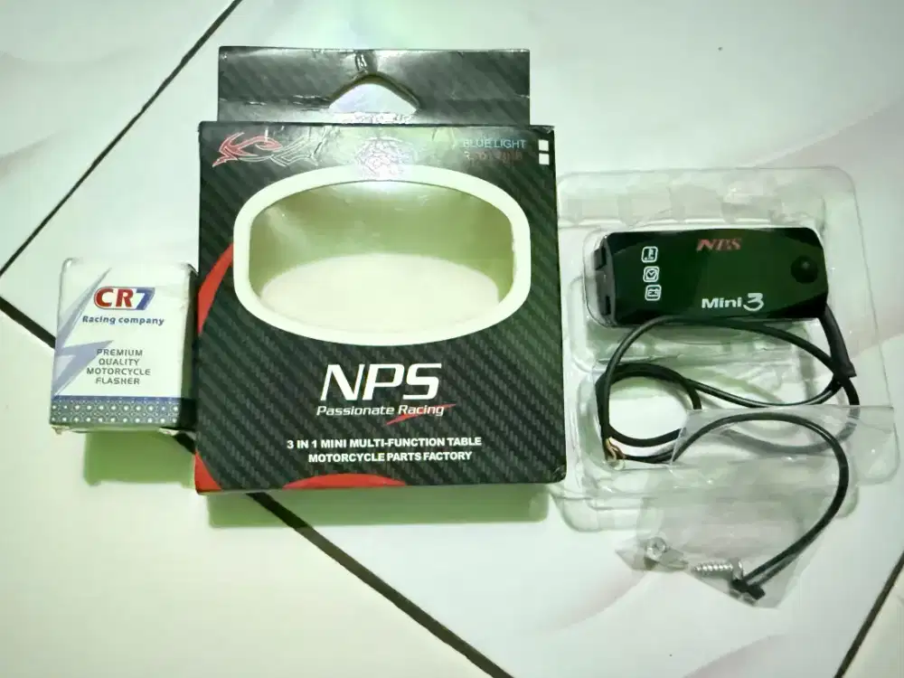 Voltmeter motor universal + Flaser cr7