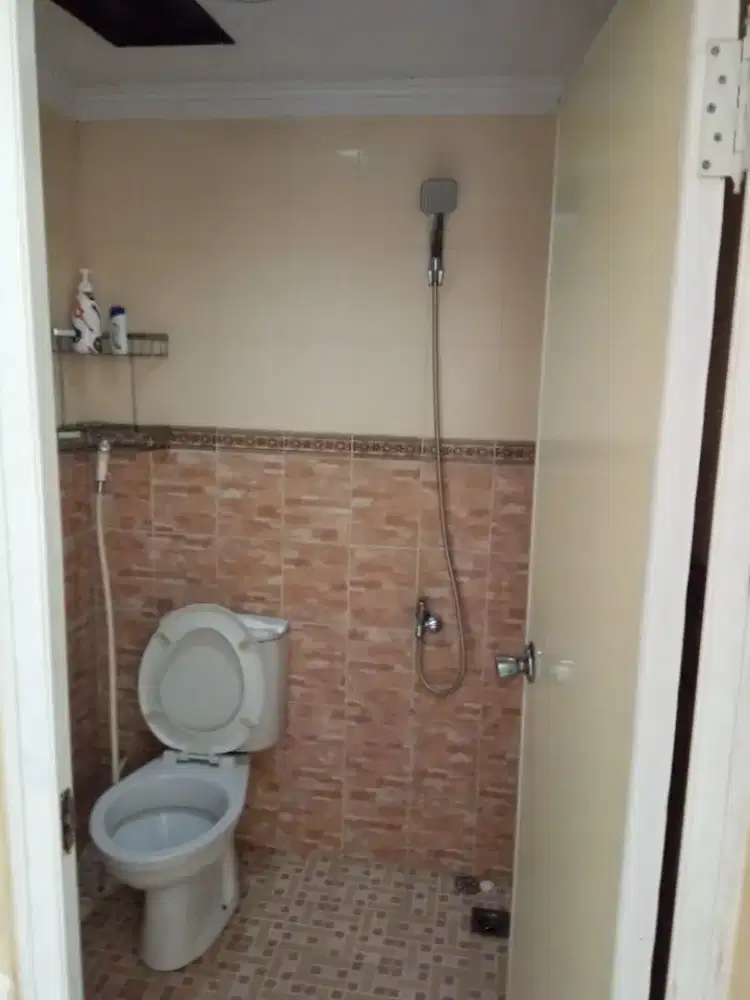 Jual Cepat 2 Bedroom Full Furnish Apartemen Mutiara Bekasi Barat