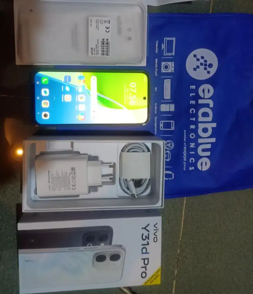 Vivo y31d pro baru 1bulan garansi 1thn cari bt tt IPhone samsung sony