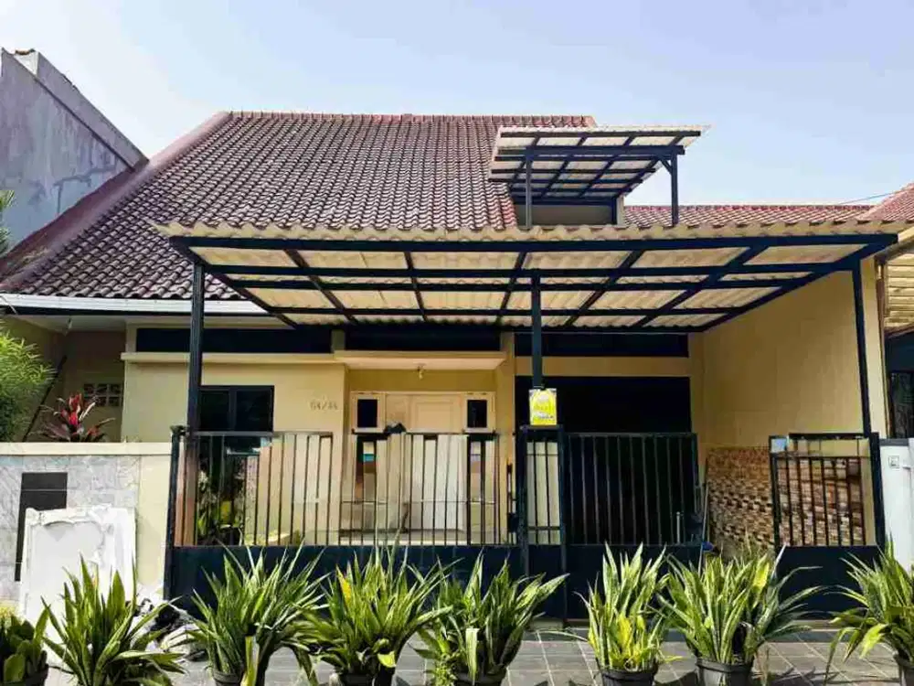 Rumah Cantik 2,5 lantai Siap huni di Kencana Loka BSD