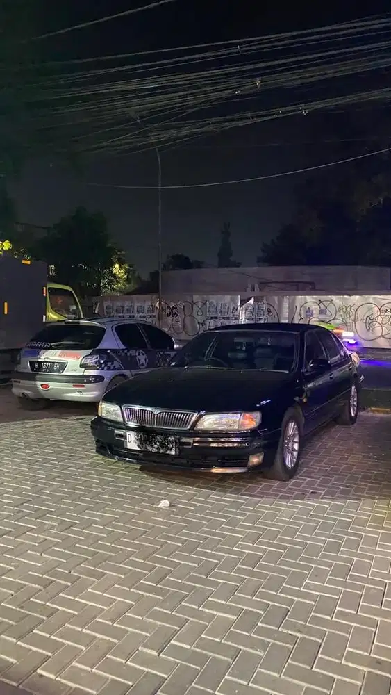 Jual nissan infiniti