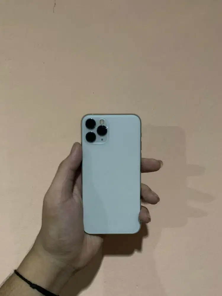 iPhone 11 pro 64gb
