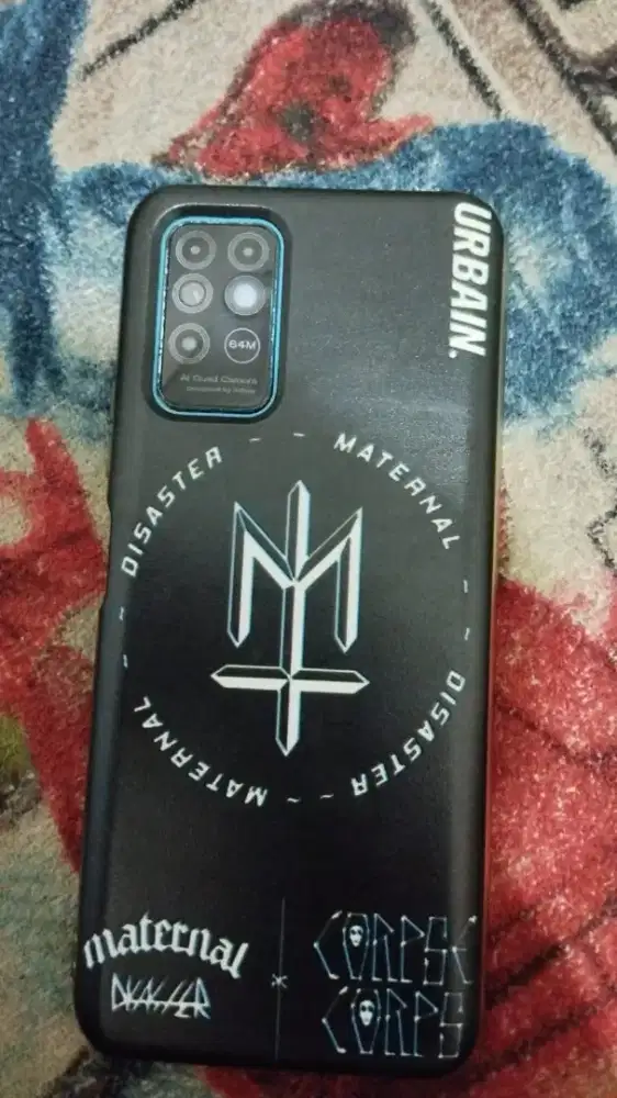 dijual INFINIX NOTE 8 
ram 6 internal 64