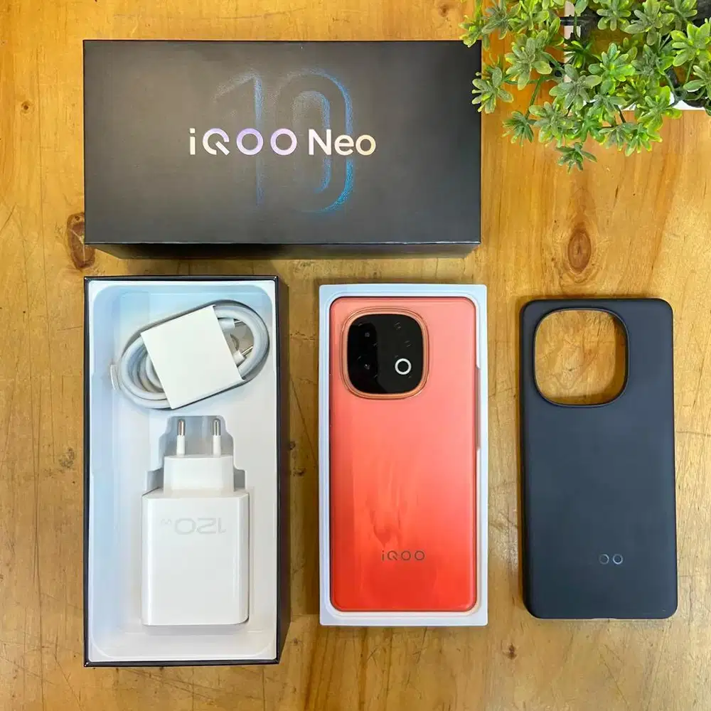 iqoo neo 10 5G 8/256GB Orange sd 8s gen 4 7000mah garansi maret 2027