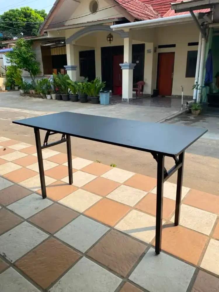 Meja Lipat Portable Panjang
