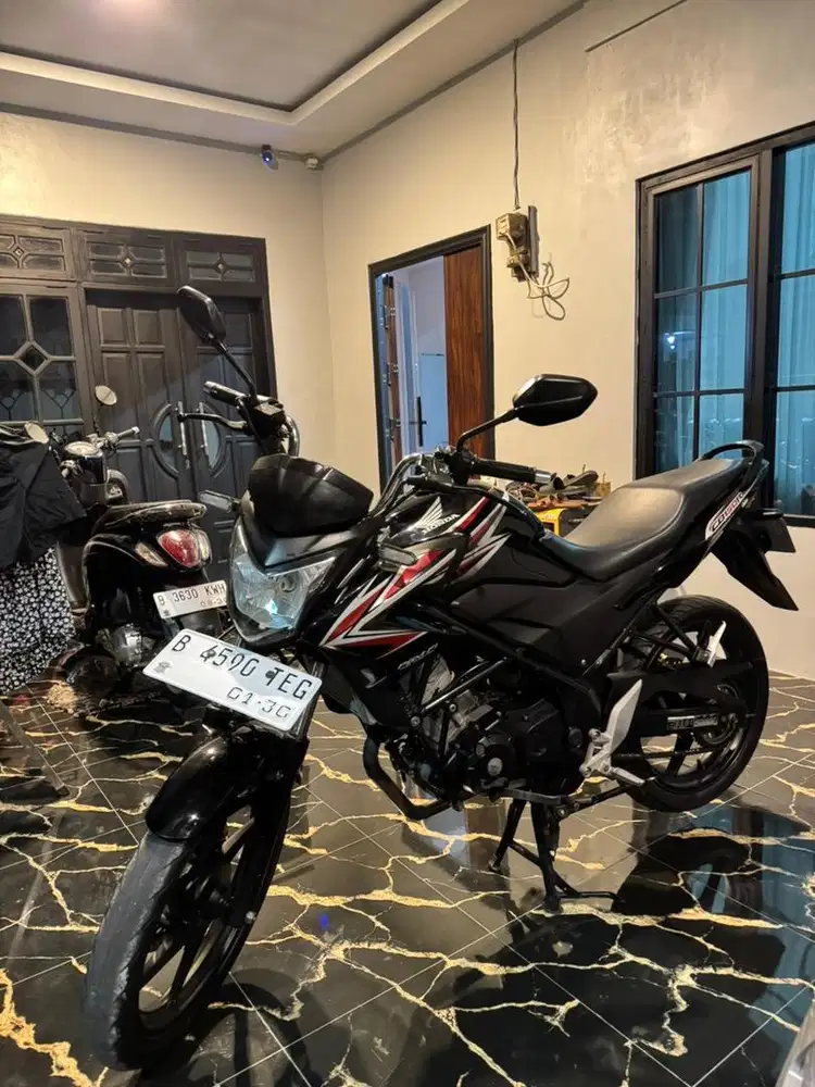 Honda CB 150 R 2014