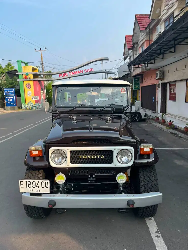 Toyota Hardtop FJ40 Th 1981