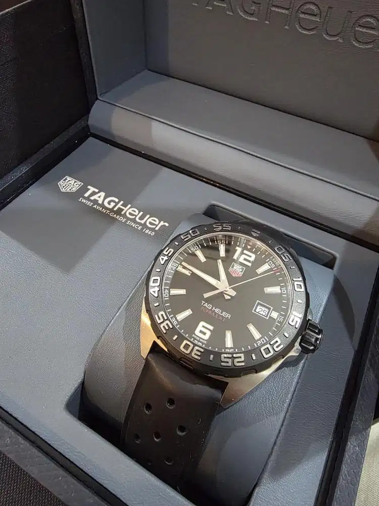 Jam TAG Heuer Formula 1 Date