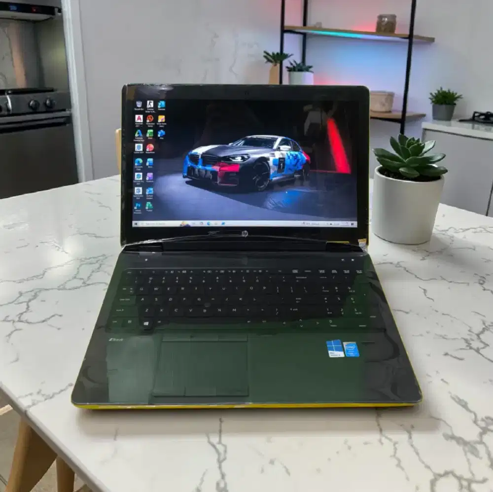HP ZBook 15L-70 [RAM 16Gb +SSD + Dual VGA NVIDIA Quadro]