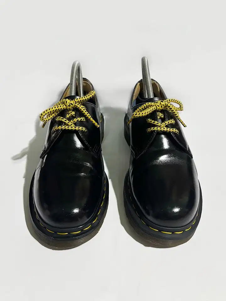 Boots Docmart Dr. Martens