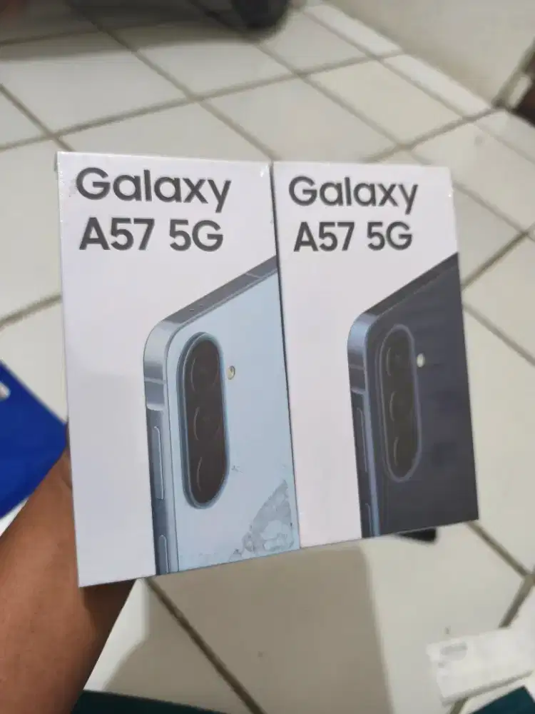 SAMSUNG A57 12 GB