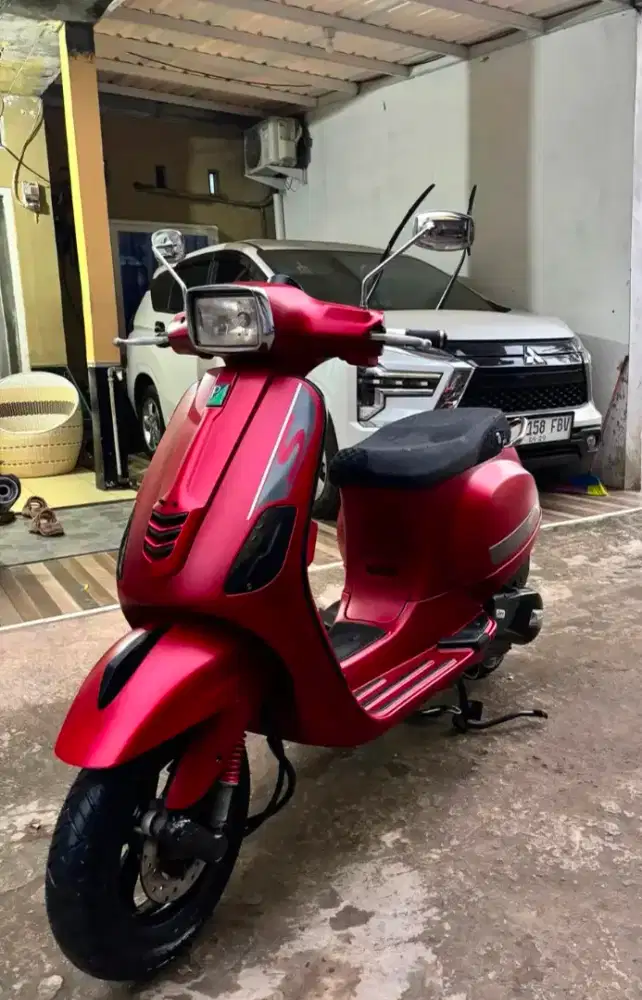Vespa 125 cc. S i get
