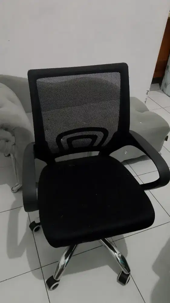 Kursi Kantor Ergonomis Mesh