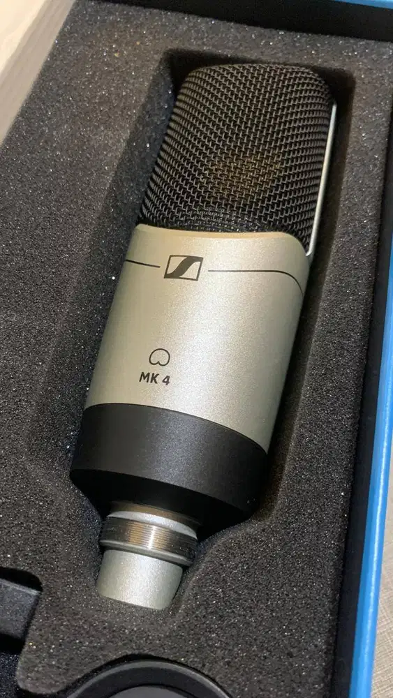 mic senheizer mk4, sound card uad, gitar akustik elektrik silent