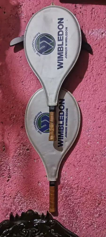 Raket tenis vintage merk Wimbledon