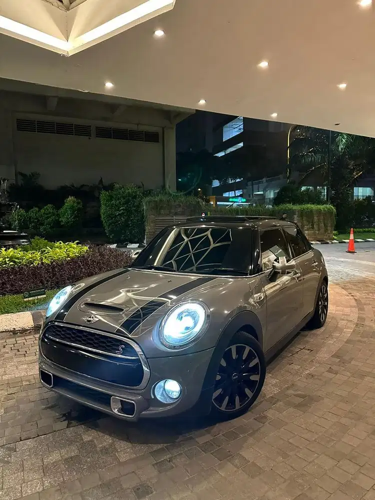 Mini Cooper S 2.0 F56 LCI New Model 2017 5 Doors RARE COLOUR