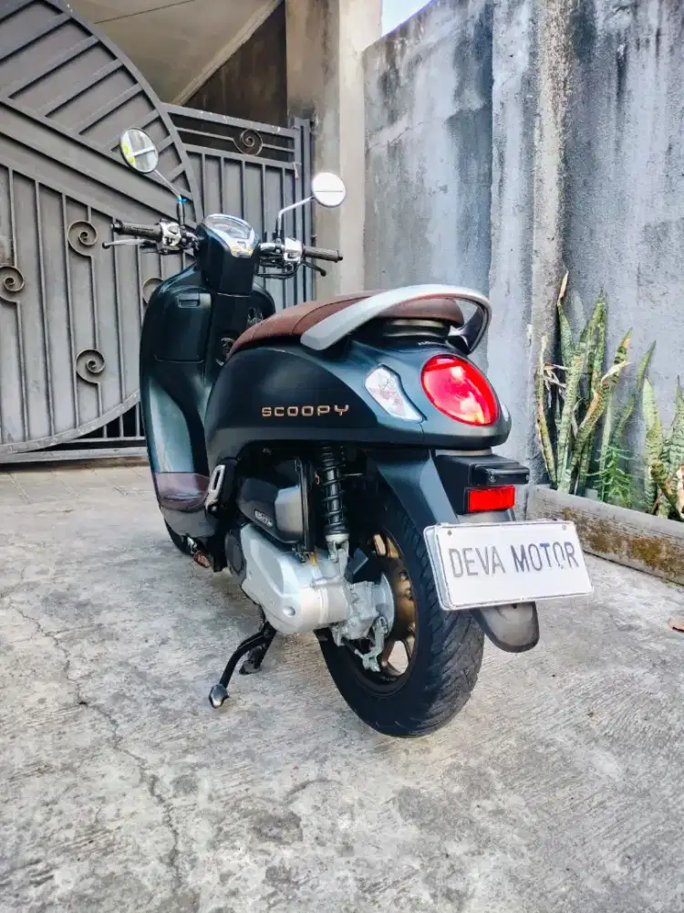 Scoopy 2024 prestige hitam Deva motor