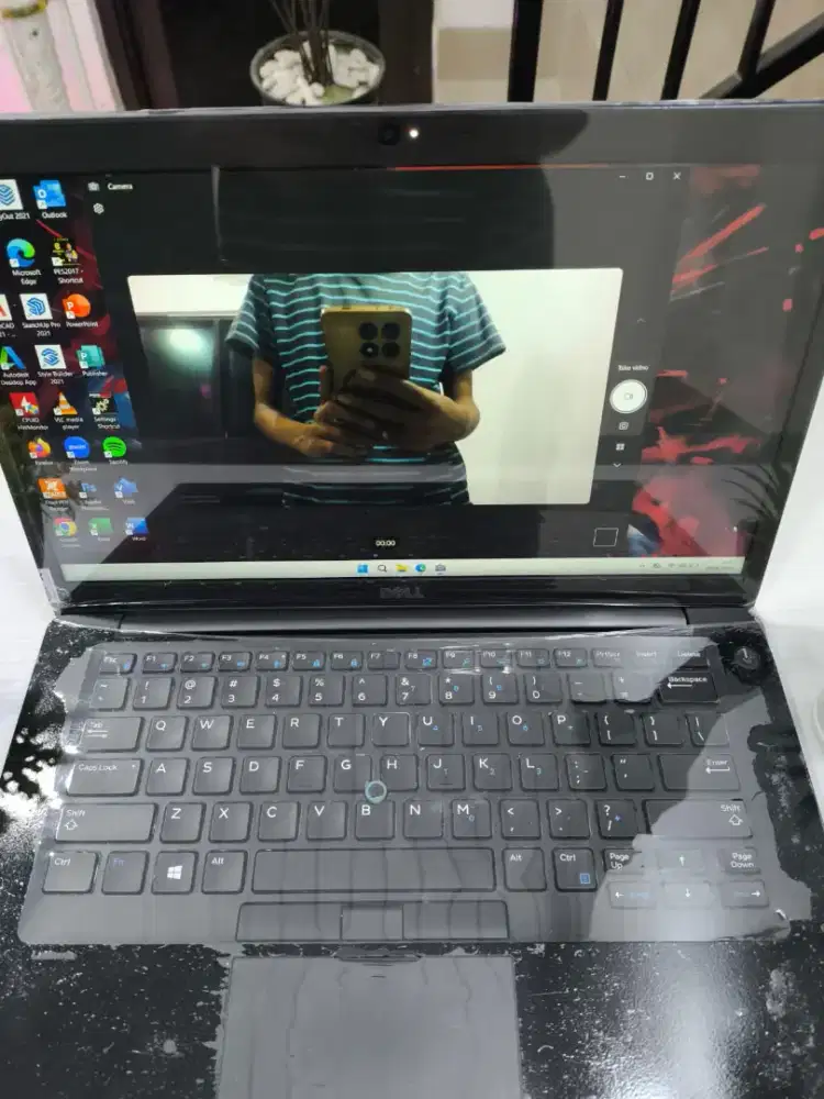 DELL Exclusive Latitude 7480 V41 SLIM CORE I7