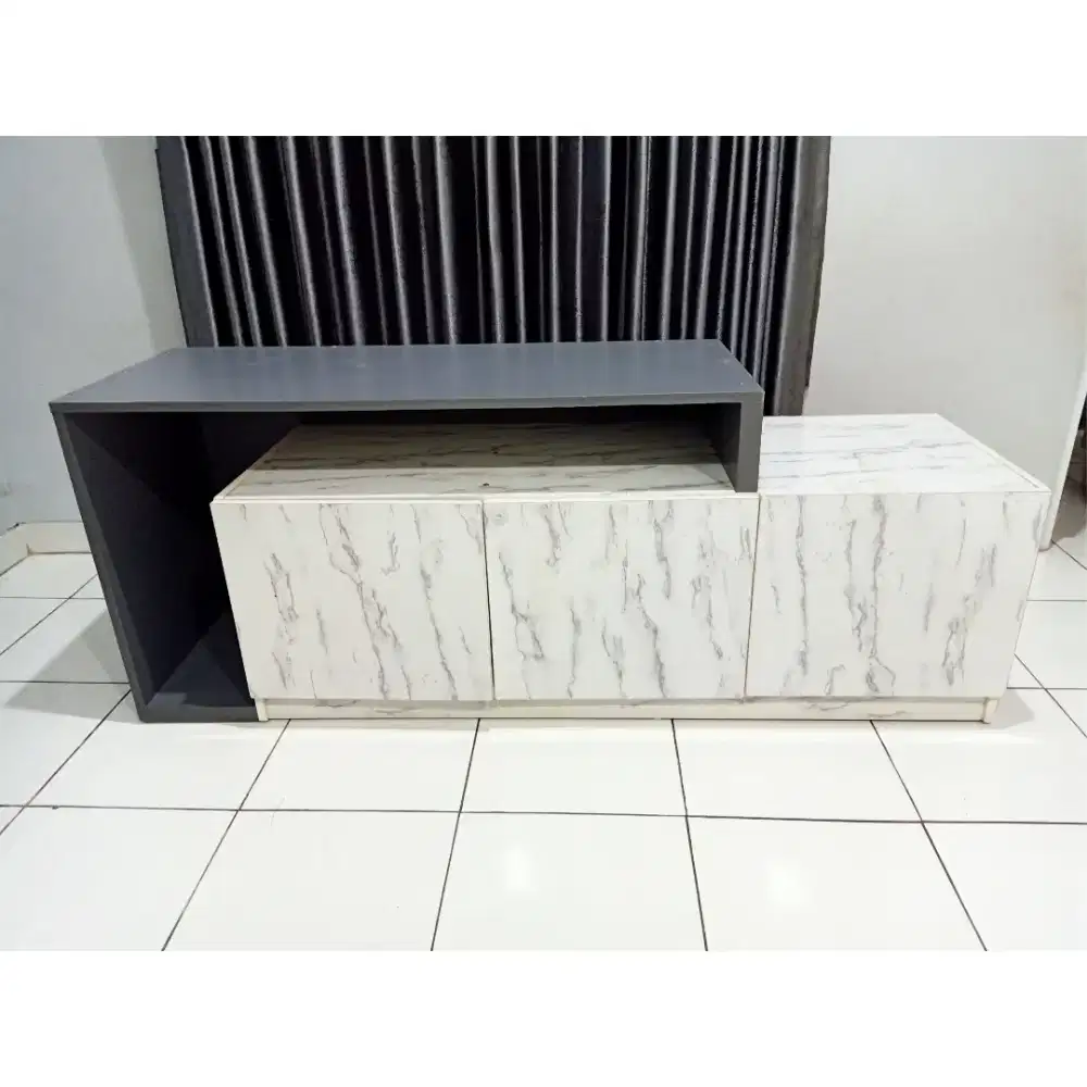 MEJA TV MINIMALIS