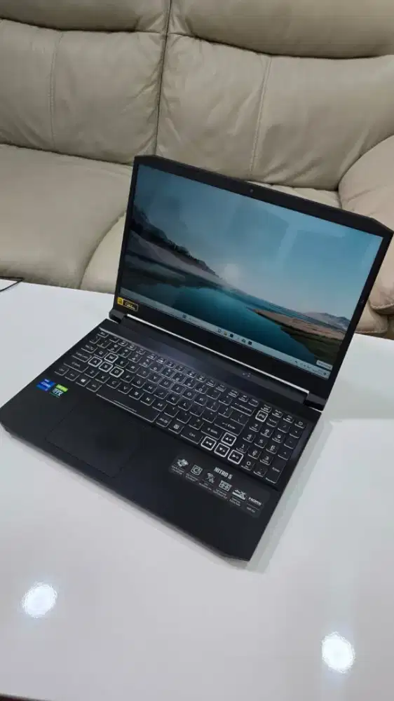 LAPTOP ACER NITRO 5 GAMING i7-11800H RTX3050 RAM16GB MULUS BANGET!