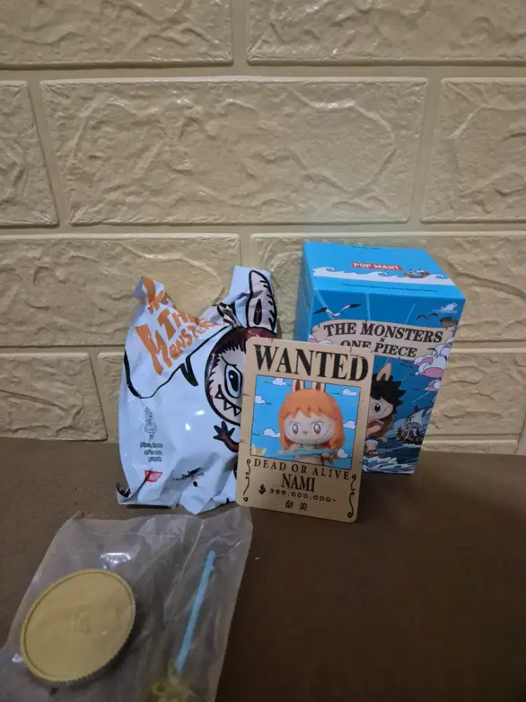 Monster x Nami One Piece (Pop Mart)