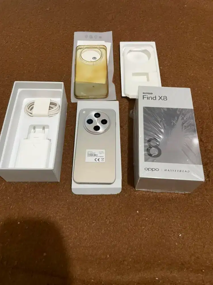 Oppo Find X8 16/512 Resmi Mulus Lengkap
Garansi On 24/07/2026