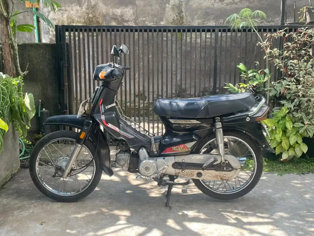Honda astrea prima 1990